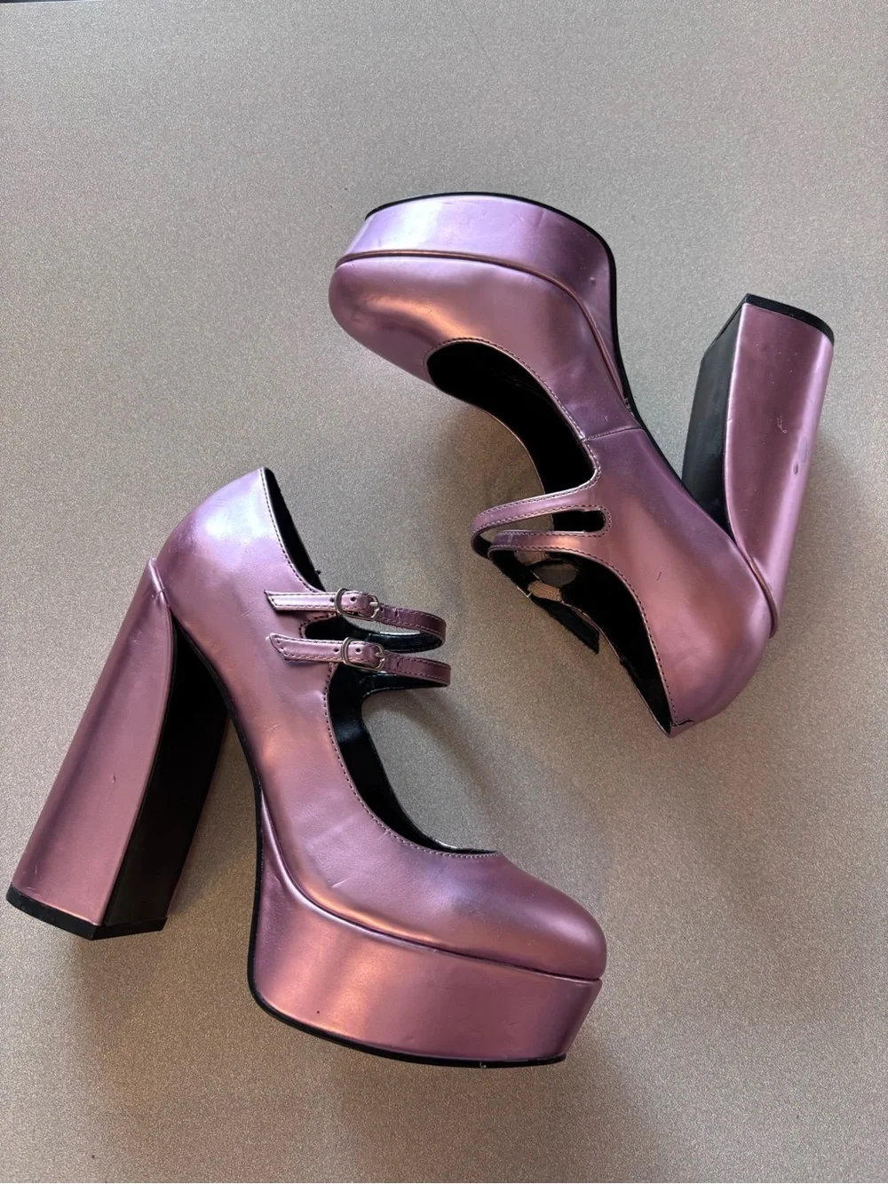 Guess platform mary